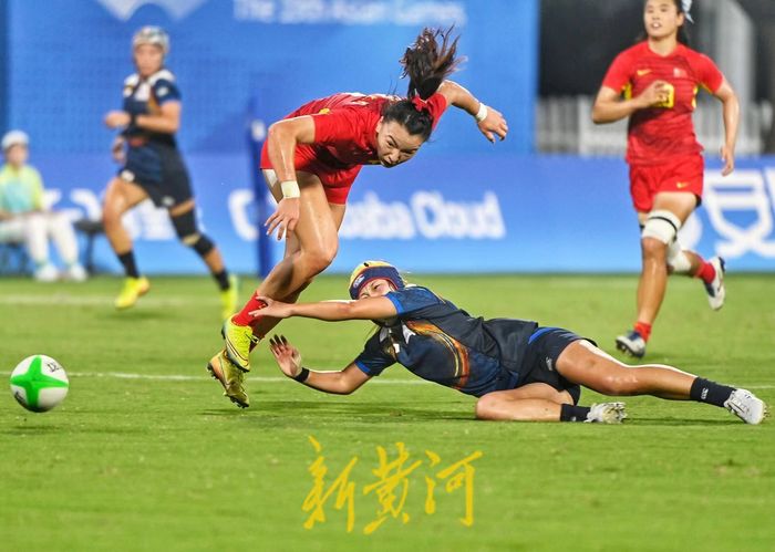 关于济南军团主场大胜，拿到赛季第二场胜利的信息