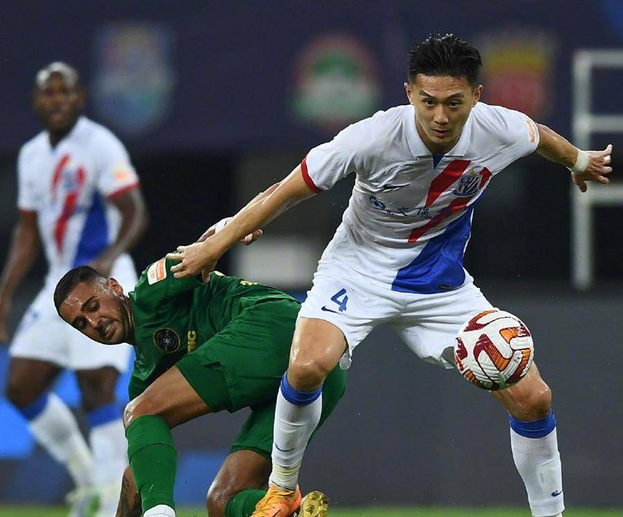 关于济南军团主场大胜，拿到赛季第二场胜利的信息